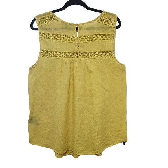 Zac & Rachel 
Woman
Peasant Top  Sleeveless Blouse 
Embroidered  Size 1X - Picture 2 of 6